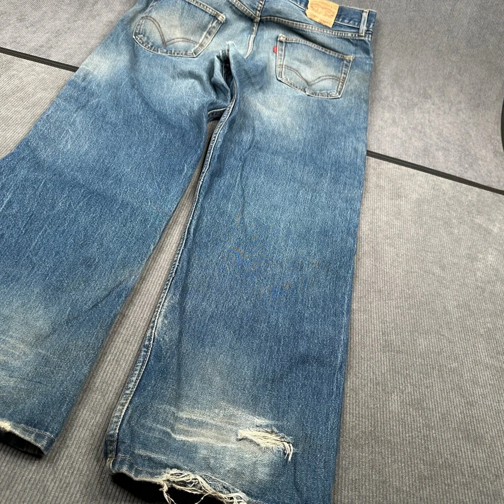 Levis 501 Original Fit Jeans Mens 38x30 Medium Wash Straight Leg Denim Blue